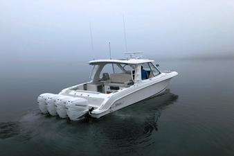 2027 Boston Whaler 380 Realm 33