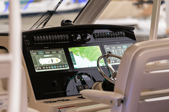 2027 Boston Whaler 380 Realm 61
