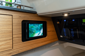 2027 Boston Whaler 380 Realm 63