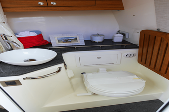 2027 Boston Whaler 380 Realm 126