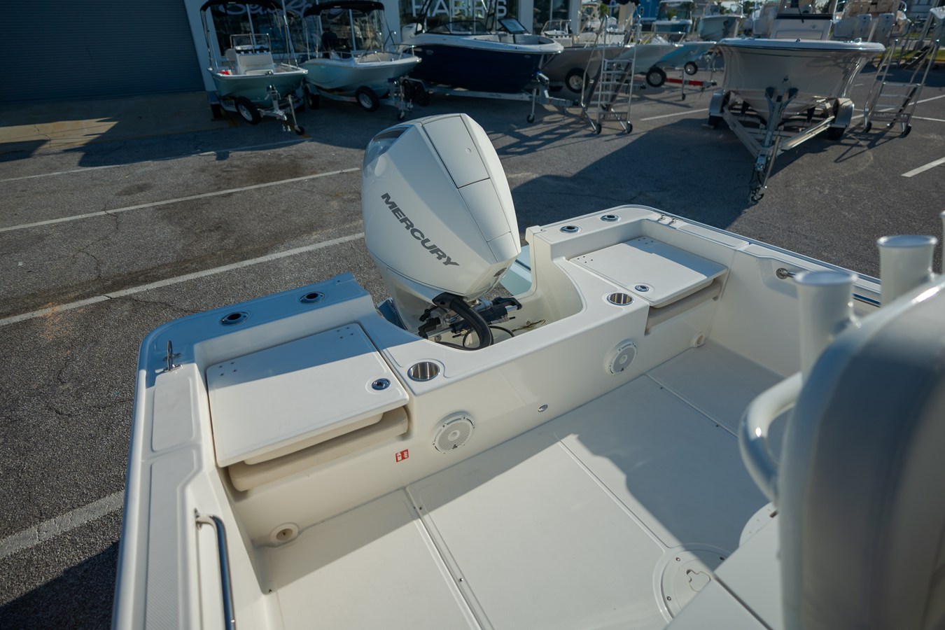 2027 Boston Whaler 210 Montauk 23