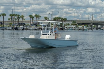Boston Whaler 210 Montauk 1 2027 Boston Whaler 210 Montauk 2