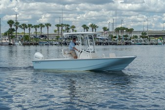 Boston Whaler 210 Montauk 4 2027 Boston Whaler 210 Montauk 5