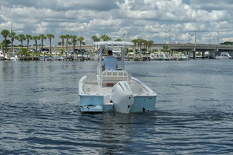 2027 Boston Whaler 210 Montauk 8