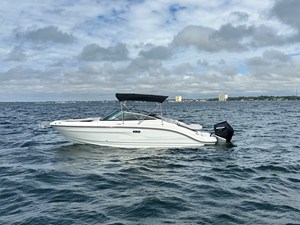Sea Ray SLX 260 Outboard 0 2026 Sea Ray SLX 260 Outboard 1