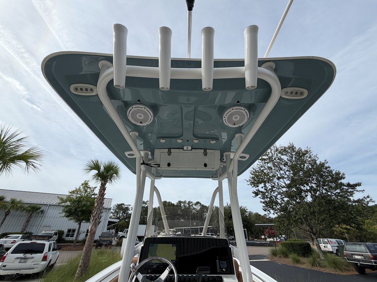 2023 Sea Hunt ULTRA 219 12