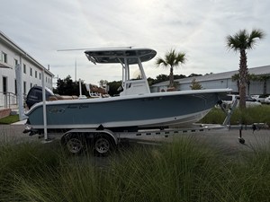 Sea Hunt ULTRA 219 3 2023 Sea Hunt ULTRA 219 4