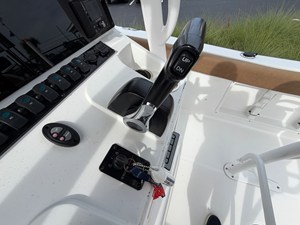 2023 Sea Hunt ULTRA 219 16