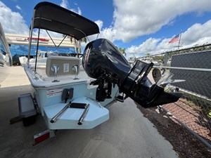 Boston Whaler 170 Montauk 2 2027 Boston Whaler 170 Montauk 3