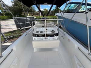 Boston Whaler 170 Montauk 20 2027 Boston Whaler 170 Montauk 21