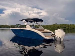 Sea Ray SDX 270 Outboard 3 2027 Sea Ray SDX 270 Outboard 4