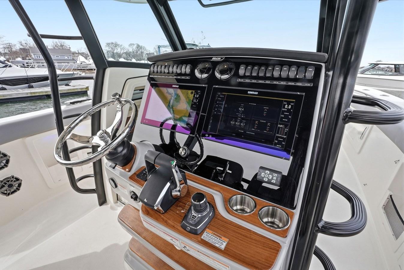2026 Boston Whaler 380 Outrage 17