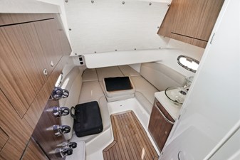 2026 Boston Whaler 380 Outrage 20