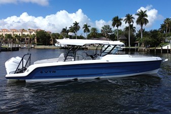 Cruisers Yachts 38 VTR 13 2026 Cruisers Yachts 38 VTR 14