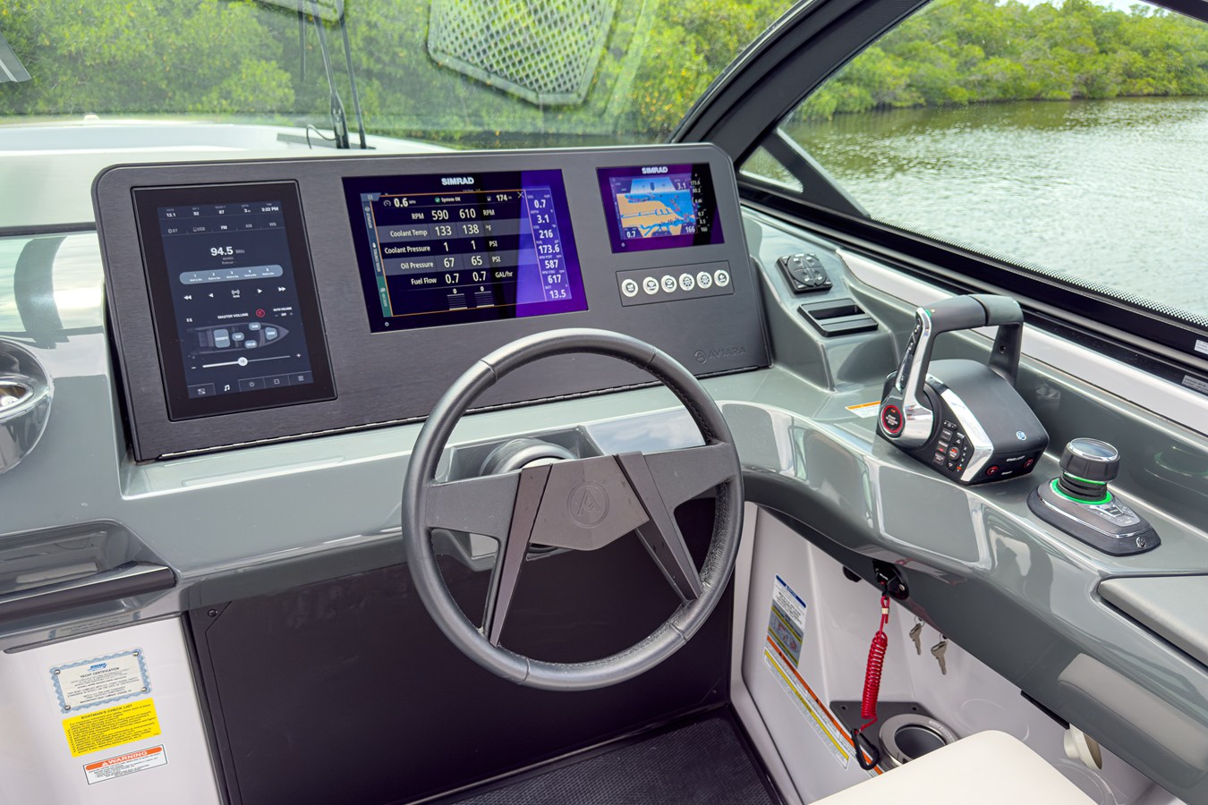 2024 Aviara AV32 Outboard 13
