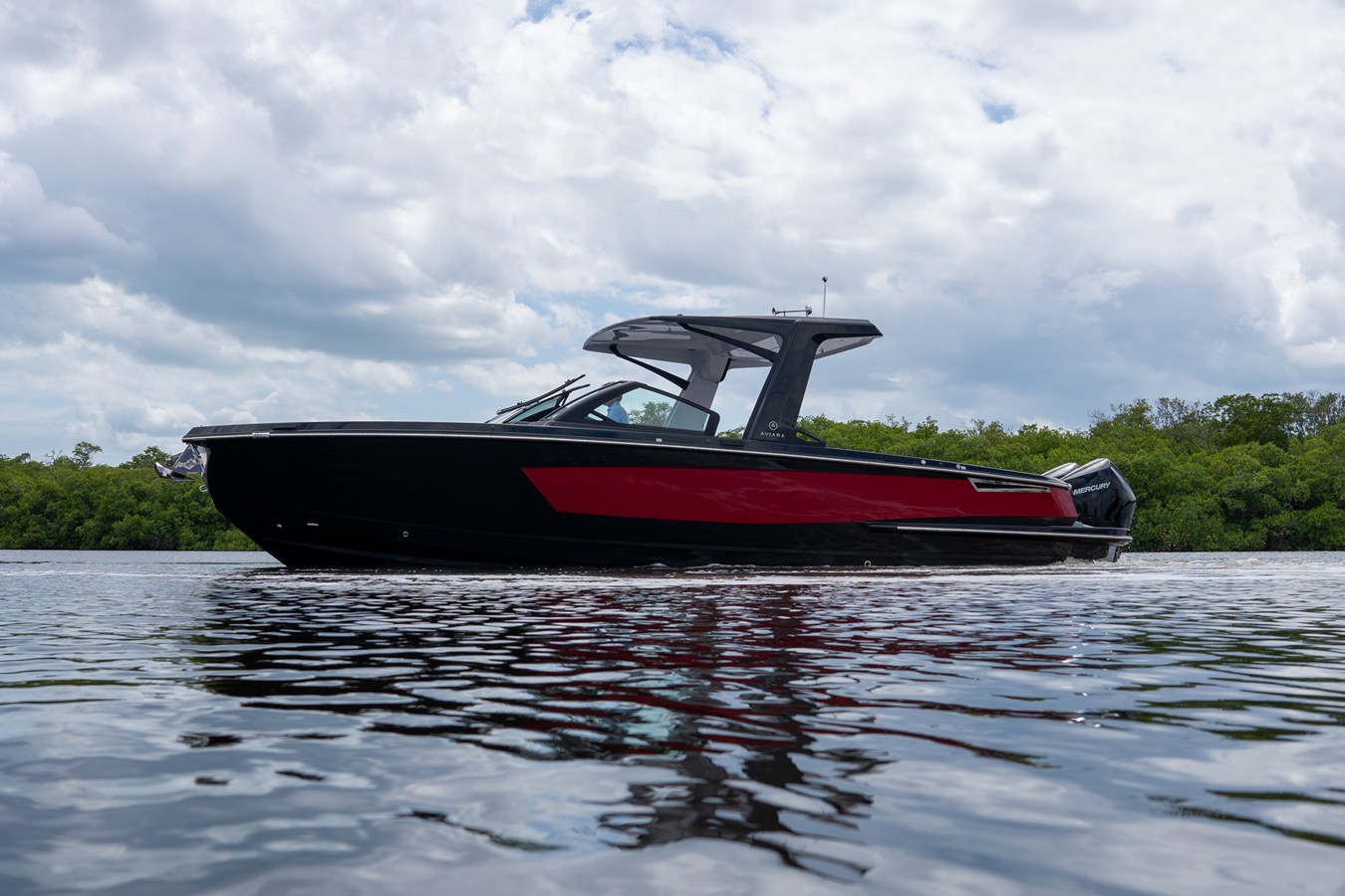 2024 Aviara AV32 Outboard 23