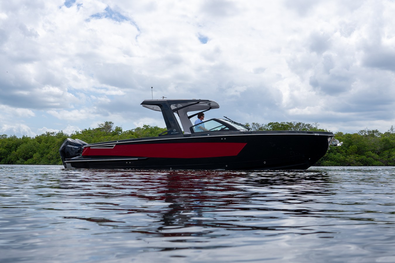 2024 Aviara AV32 Outboard 27