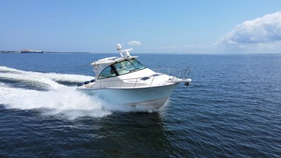Grady-White 370 EXPRESS 16 2022 Grady-White 370 EXPRESS 17