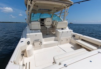 Grady-White 370 EXPRESS 46 2022 Grady-White 370 EXPRESS 47