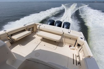 Grady-White 370 EXPRESS 55 2022 Grady-White 370 EXPRESS 56