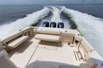 Grady-White 370 EXPRESS 56 2022 Grady-White 370 EXPRESS 57