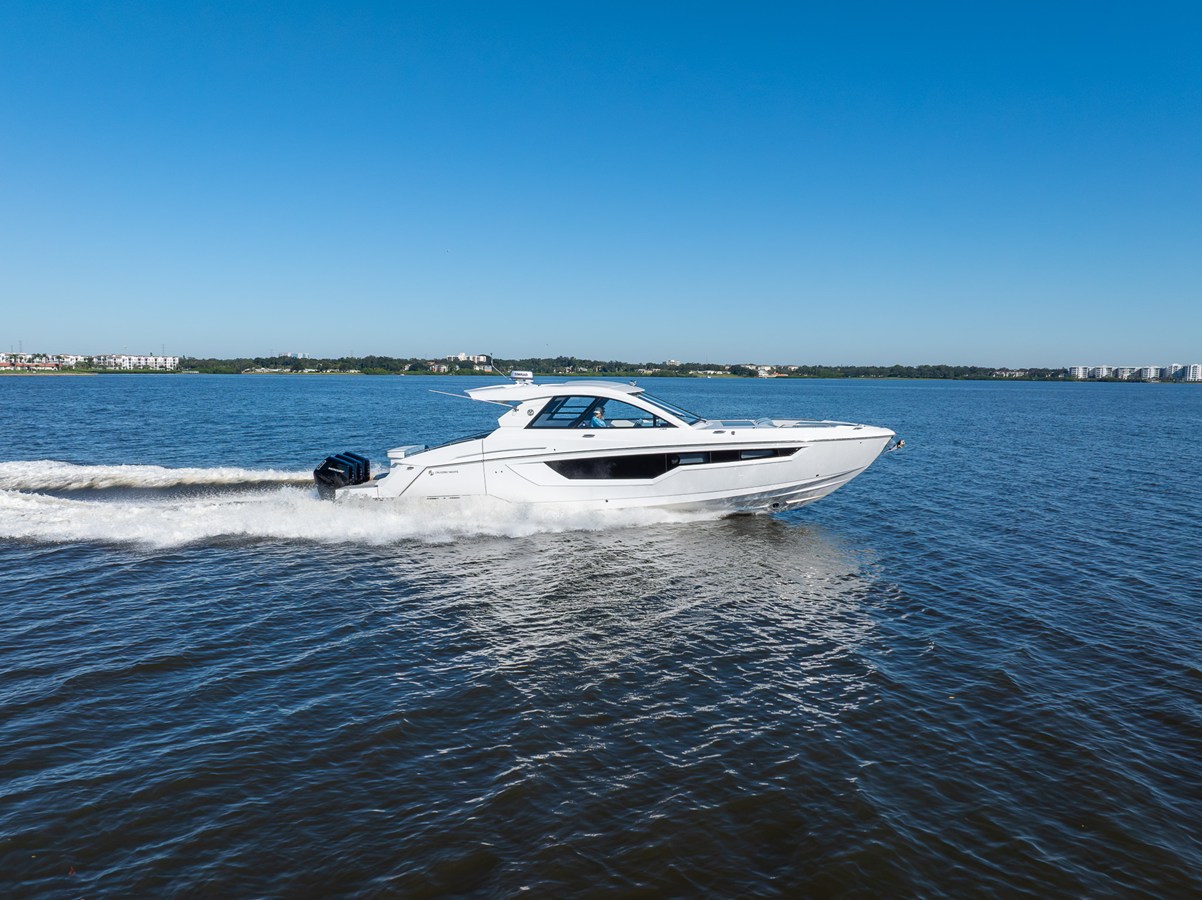 2027 Cruisers Yachts 50 GLS OB 8