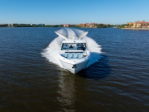 Cruisers Yachts 50 GLS OB 4 2027 Cruisers Yachts 50 GLS OB 5