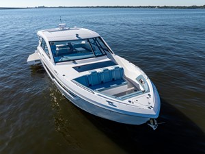2027 Cruisers Yachts 50 GLS OB 13
