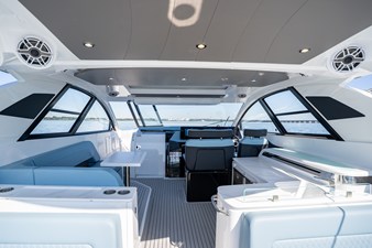 2027 Cruisers Yachts 50 GLS OB 23
