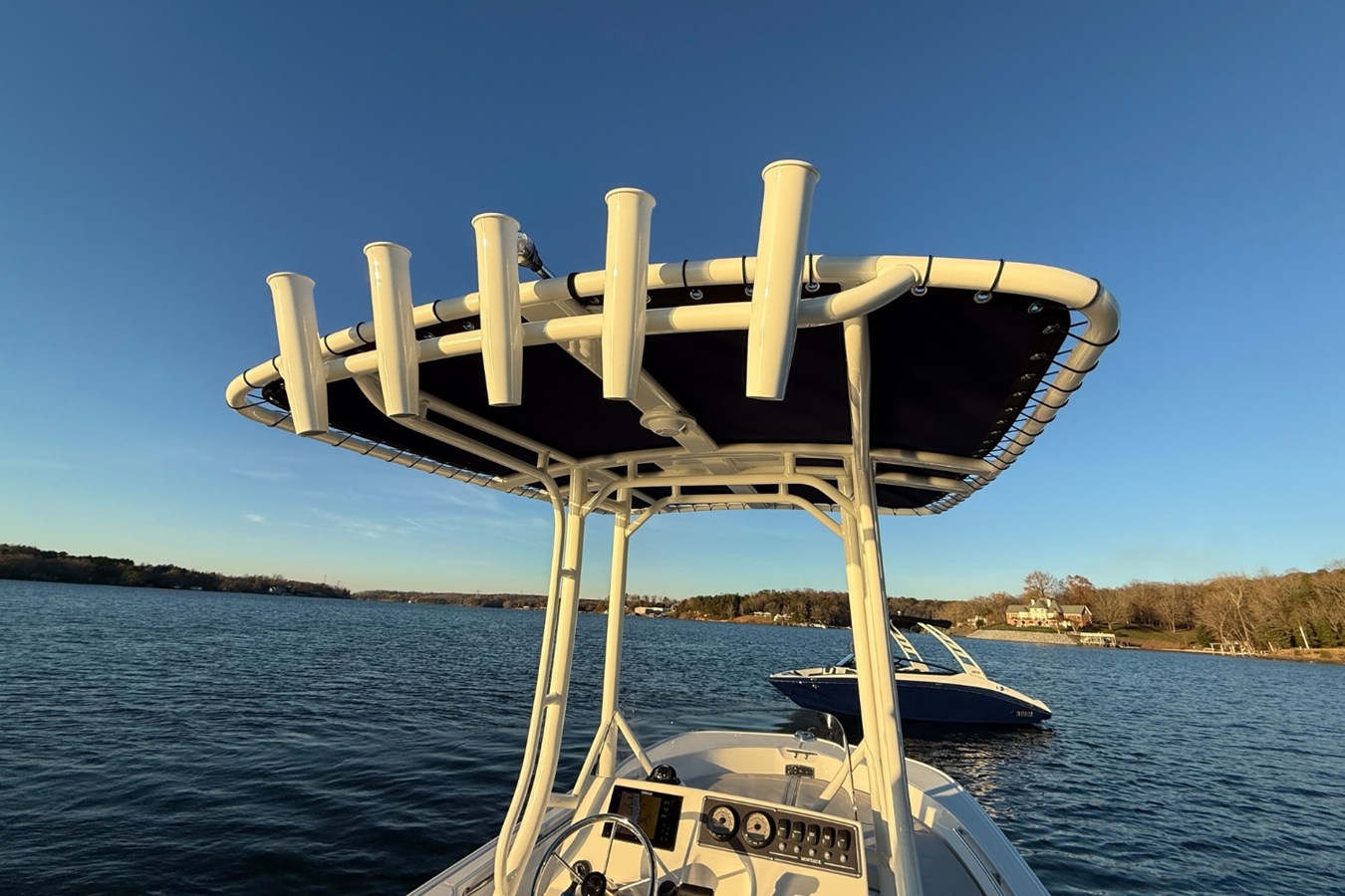 2026 Boston Whaler 190 Montauk 16