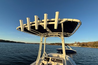 2026 Boston Whaler 190 Montauk 16