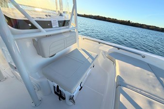 2026 Boston Whaler 190 Montauk 22