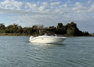 Sea Ray SPX 210 Outboard 0 2026 Sea Ray SPX 210 Outboard 1