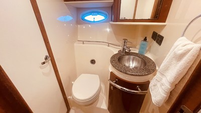 Sea Ray 40 SUNDANCER 16 2008 Sea Ray 40 SUNDANCER 17