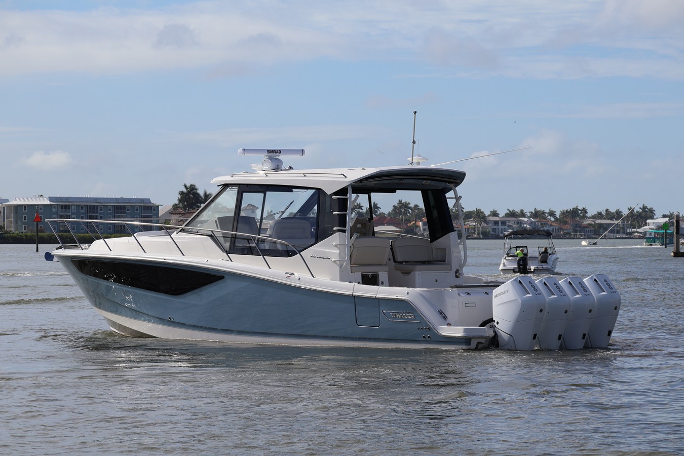 2026 Boston Whaler 405 Conquest 15