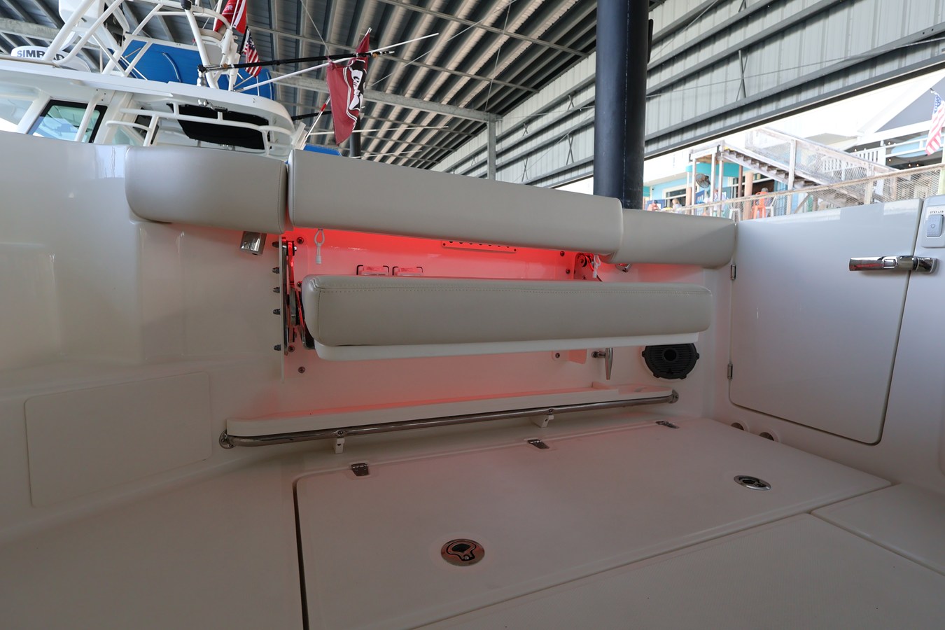 2026 Boston Whaler 405 Conquest 23