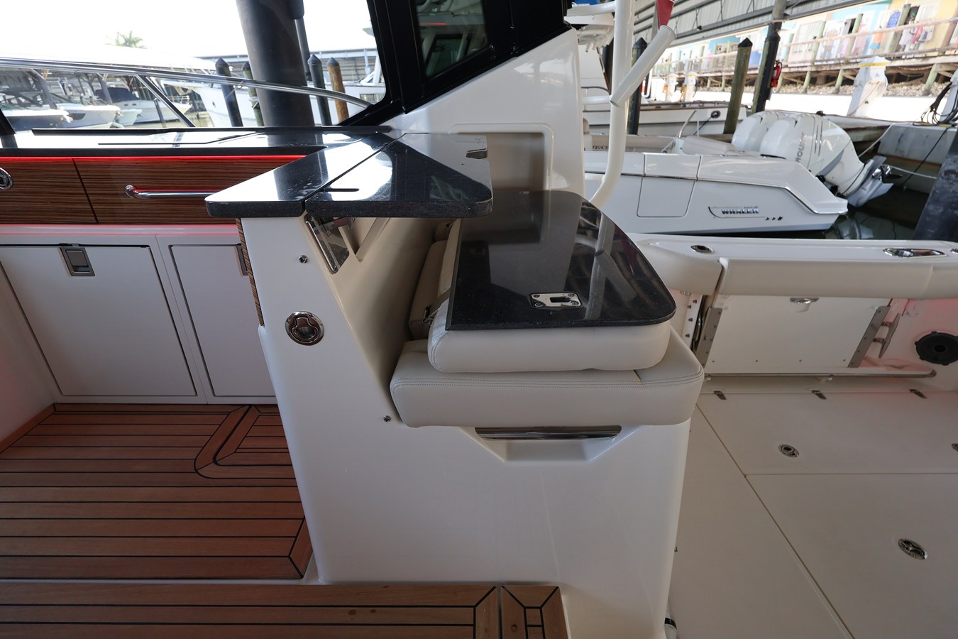 2026 Boston Whaler 405 Conquest 37