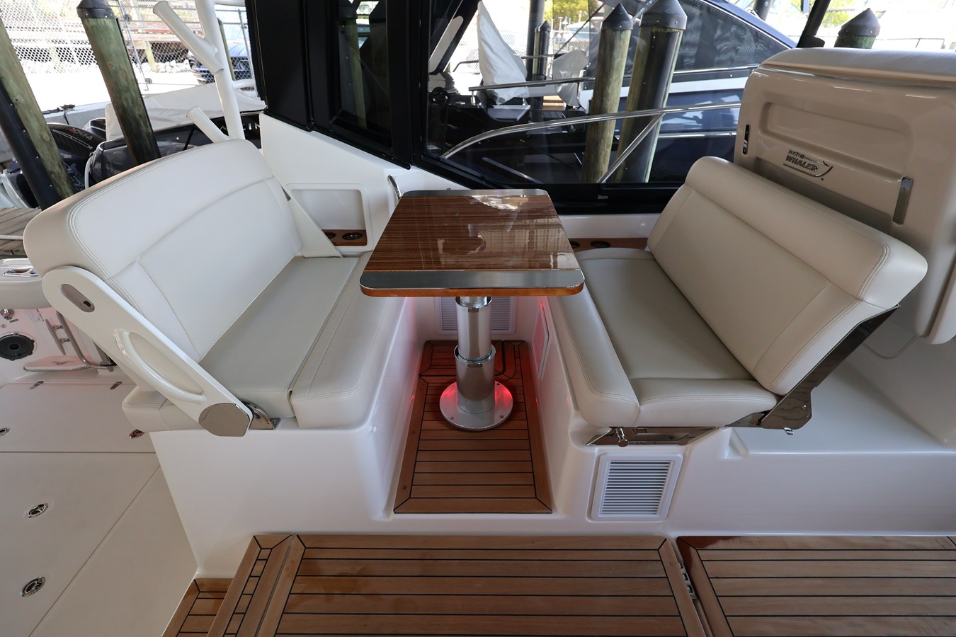 2026 Boston Whaler 405 Conquest 40