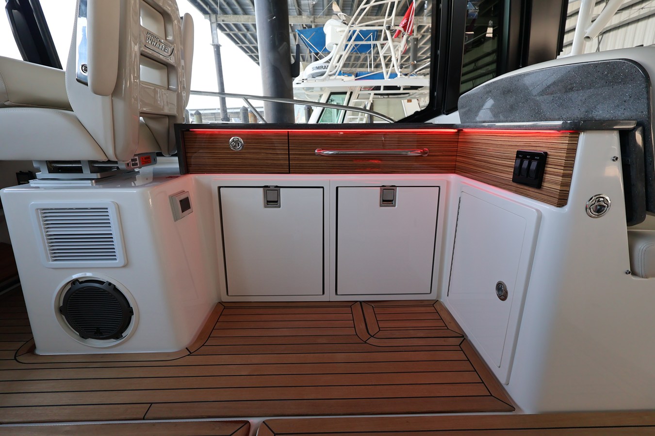 2026 Boston Whaler 405 Conquest 46