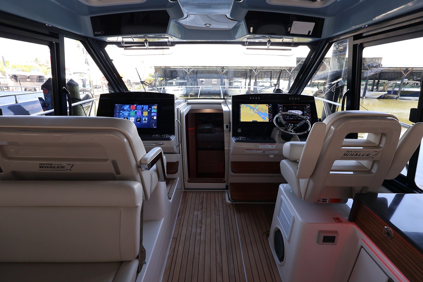 2026 Boston Whaler 405 Conquest 50