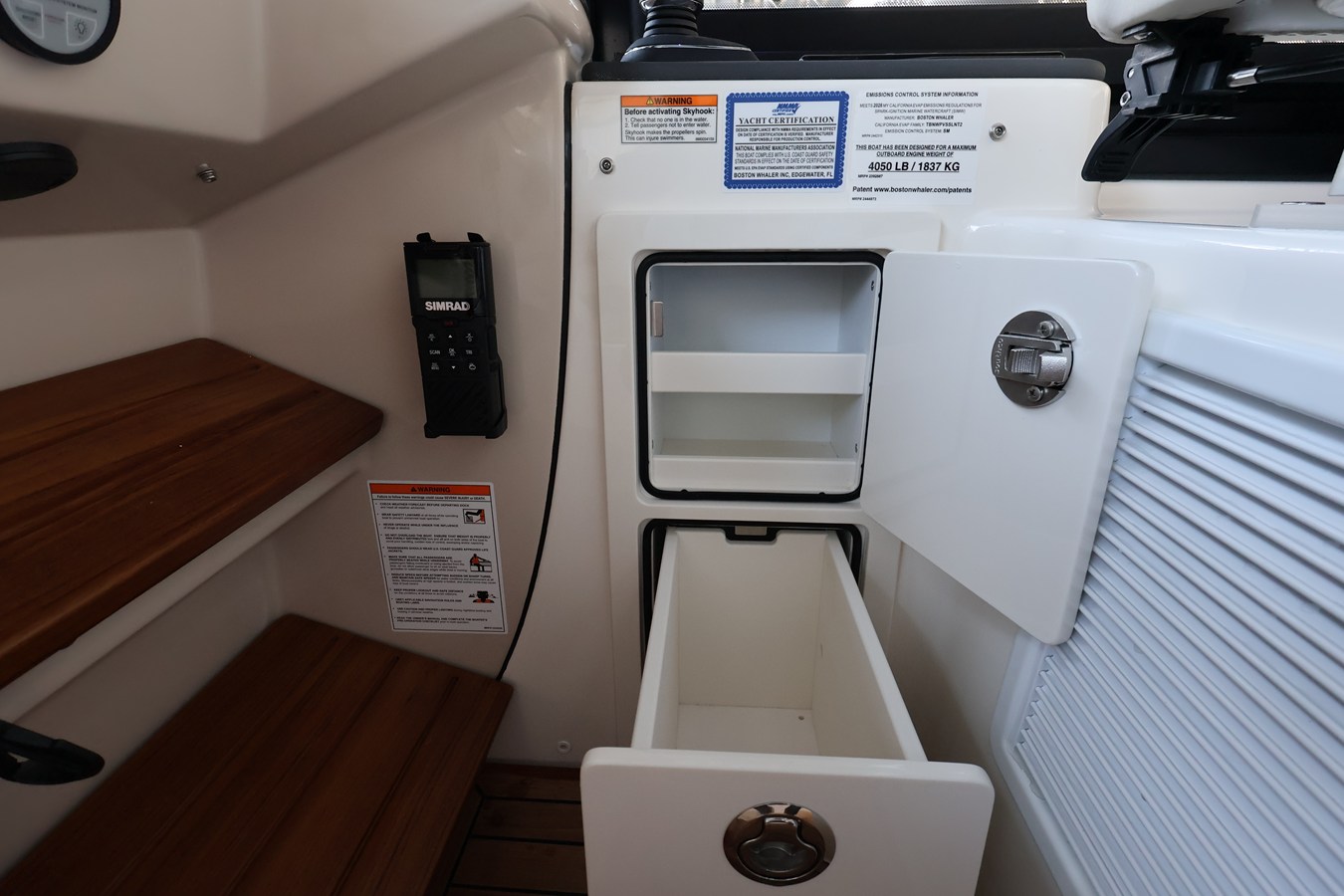 2026 Boston Whaler 405 Conquest 58