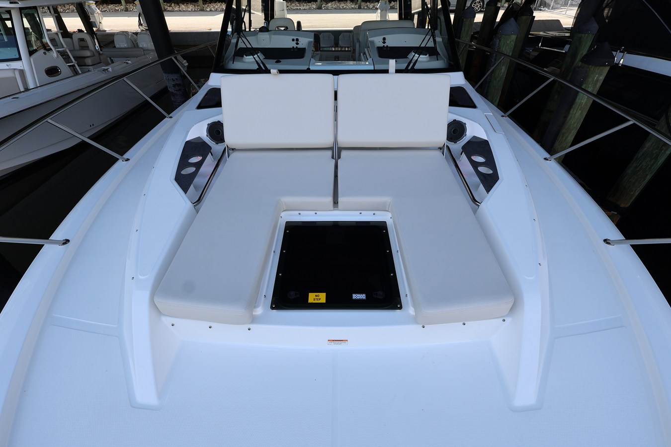 2026 Boston Whaler 405 Conquest 97