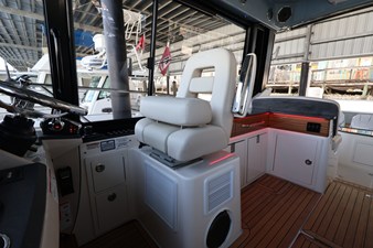 2026 Boston Whaler 405 Conquest 56