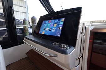 2026 Boston Whaler 405 Conquest 61