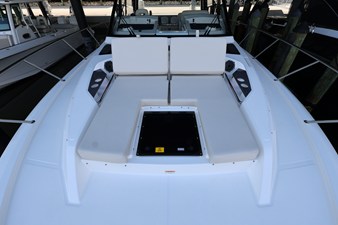 2026 Boston Whaler 405 Conquest 97