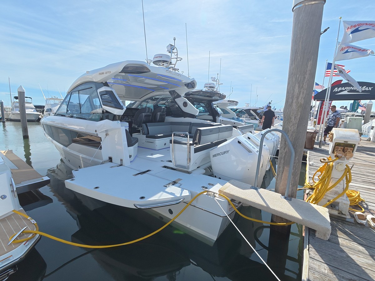 2027 Galeon 335 GTO 4