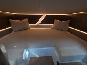 2027 Galeon 335 GTO 21