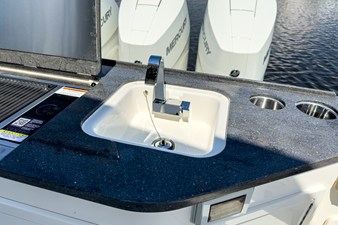 2026 Boston Whaler 365 Conquest 8