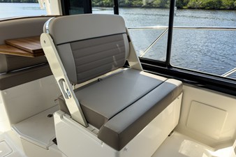 2026 Boston Whaler 365 Conquest 13