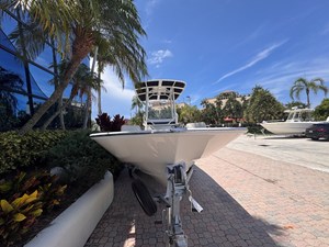 Boston Whaler 210 Montauk 5 2026 Boston Whaler 210 Montauk 6